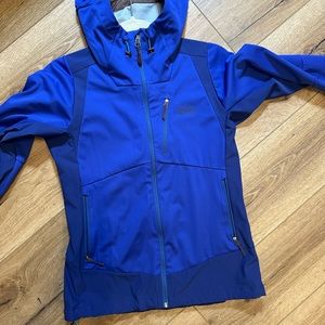 REI Gore Windstopper